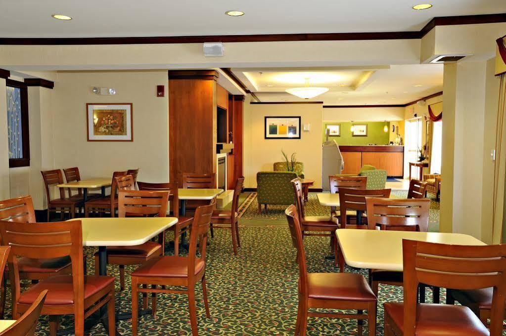Fairfield Inn Richmond Chester Exterior photo