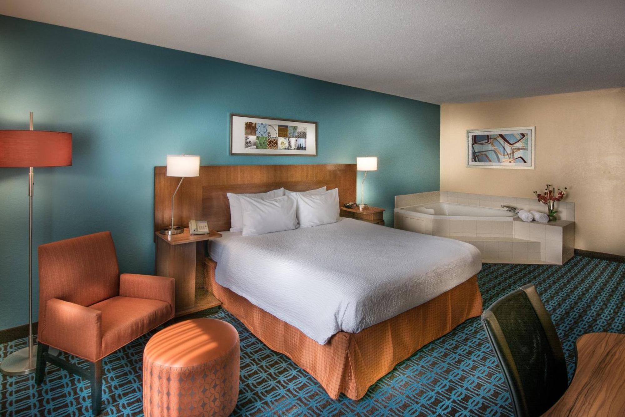 Fairfield Inn Richmond Chester Exterior photo